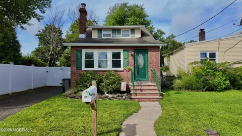 1142 Woodmere Drive
