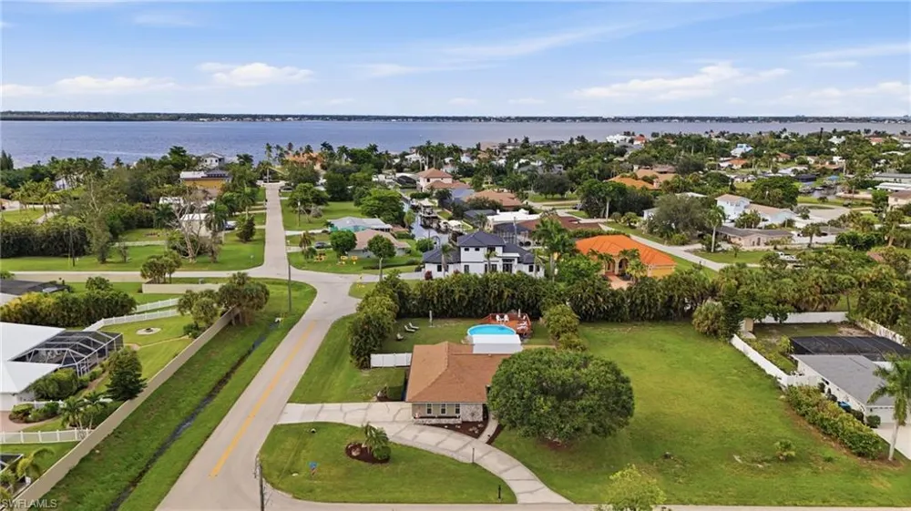 15602 Copra Lane Fort Myers, FL 33908