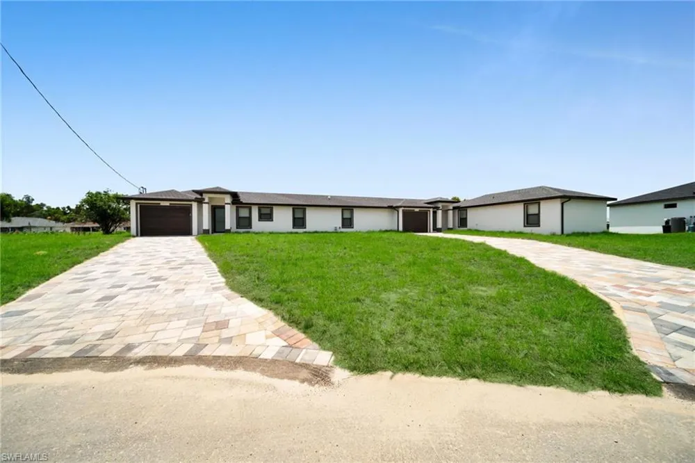 4987 Fairway Ct Lehigh Acres, FL 33971