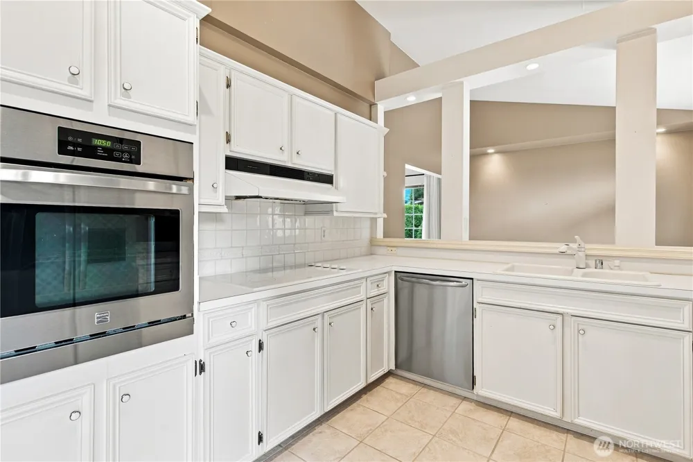 32125 27th Avenue SW Federal Way, WA 98023