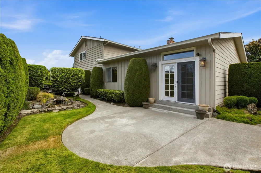 32125 27th Avenue SW Federal Way, WA 98023