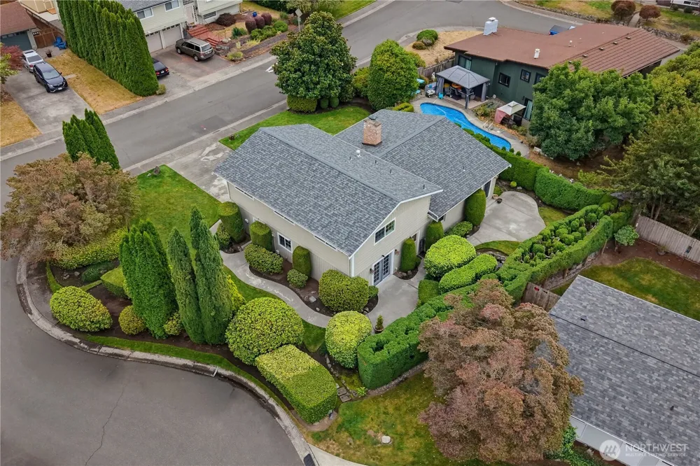 32125 27th Avenue SW Federal Way, WA 98023