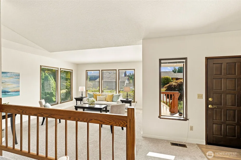 10704 44th Avenue SE Everett, WA 98208