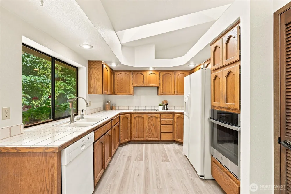 10704 44th Avenue SE Everett, WA 98208