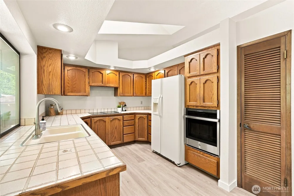 10704 44th Avenue SE Everett, WA 98208