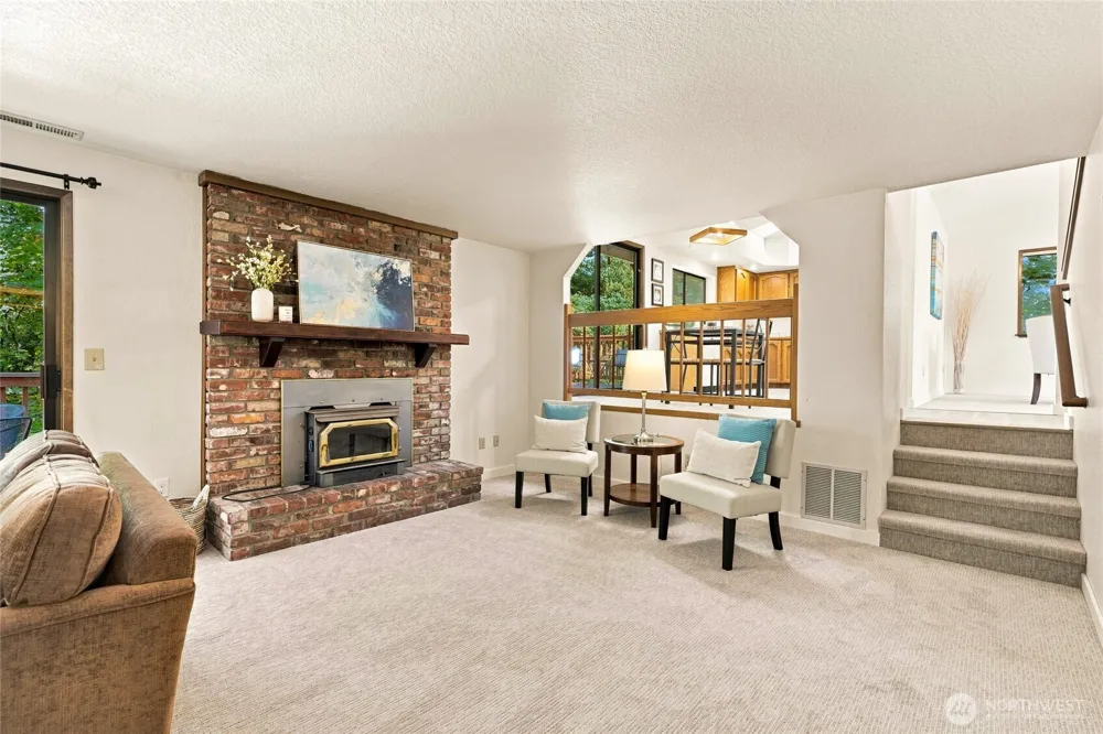 10704 44th Avenue SE Everett, WA 98208