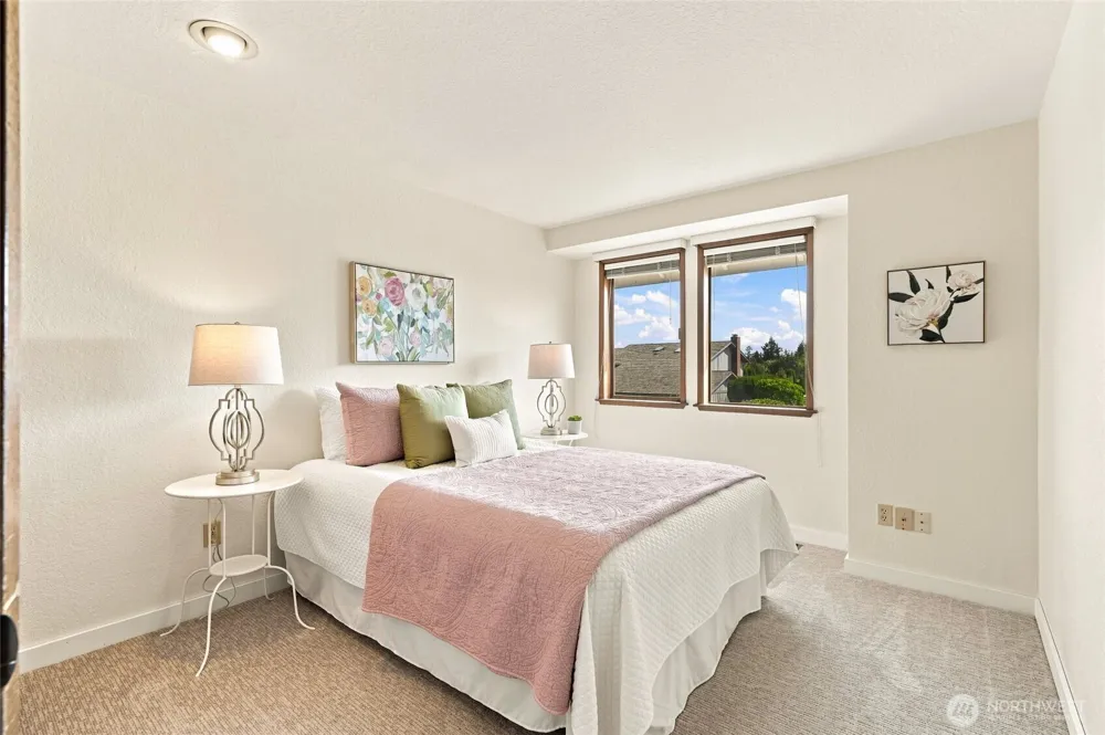 10704 44th Avenue SE Everett, WA 98208