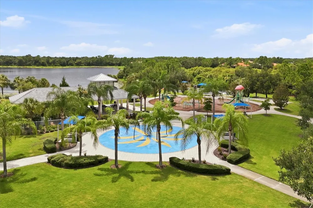 12610 SHIMMERING OAK CIRCLE Venice, FL 34293