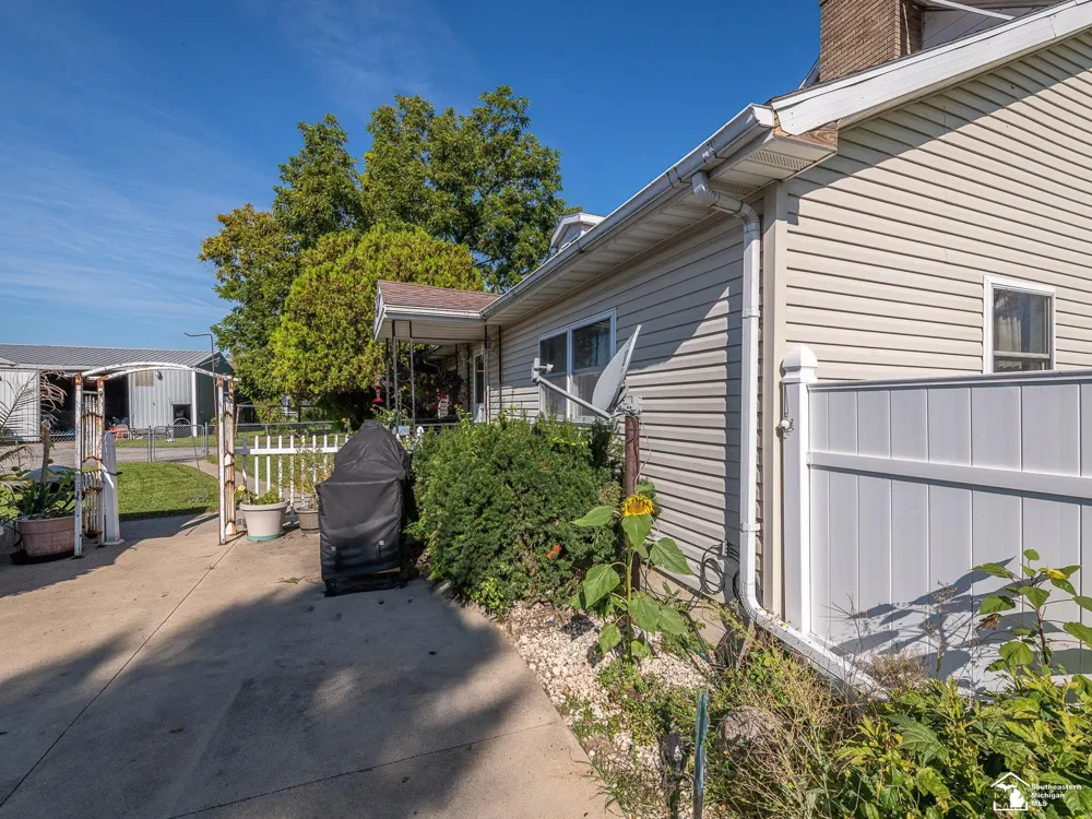 12395 Ida Center Road Ida Township, MI 48140