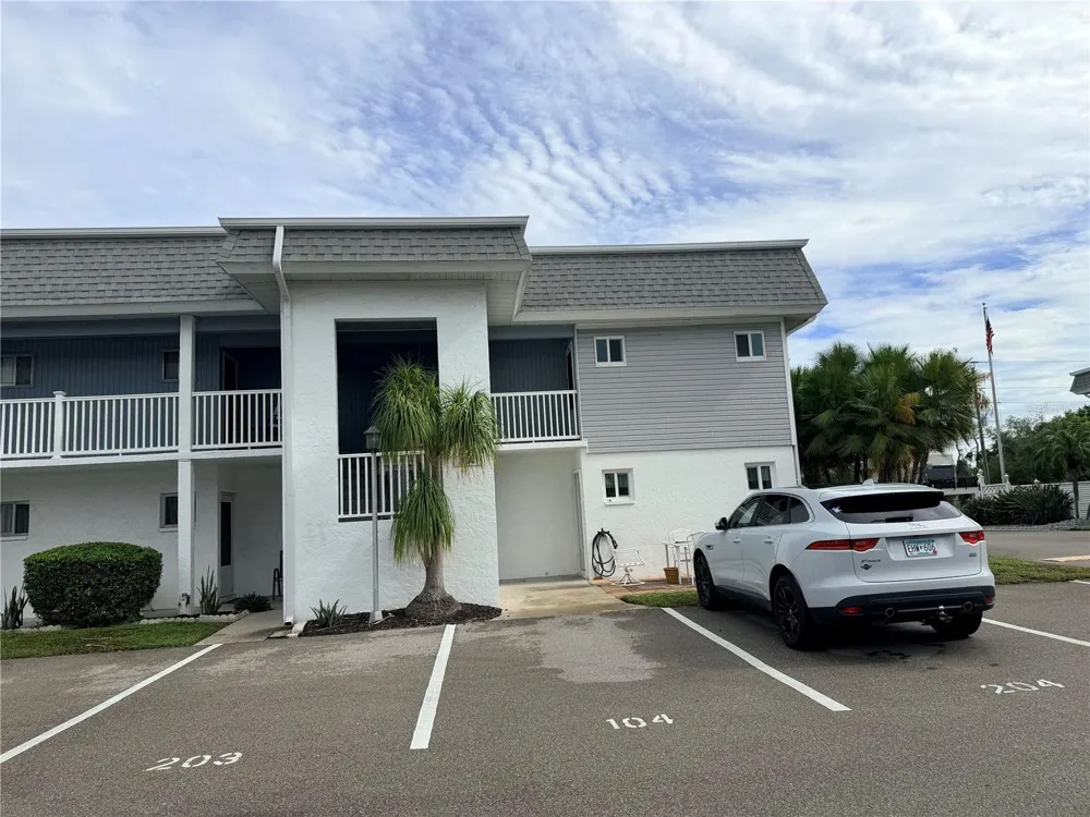 22375 EDGEWATER DRIVE #204 Port Charlotte, FL 33980