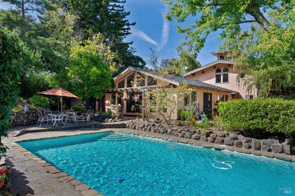 4552 Belmont Court Sonoma, CA 95476