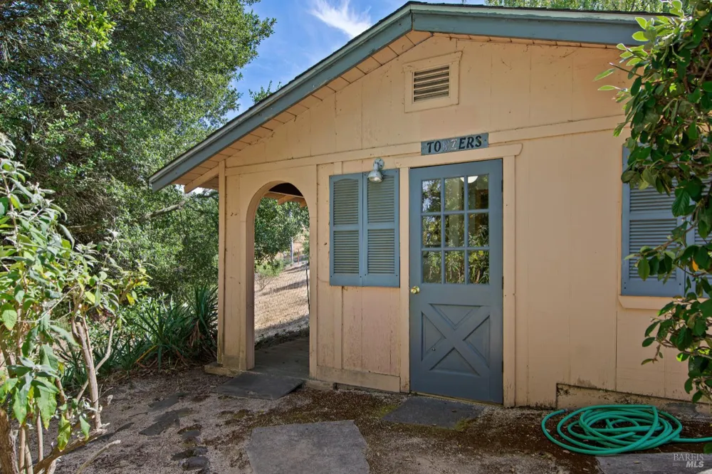 4552 Belmont Court Sonoma, CA 95476