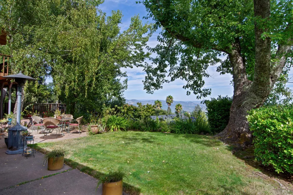 4552 Belmont Court Sonoma, CA 95476