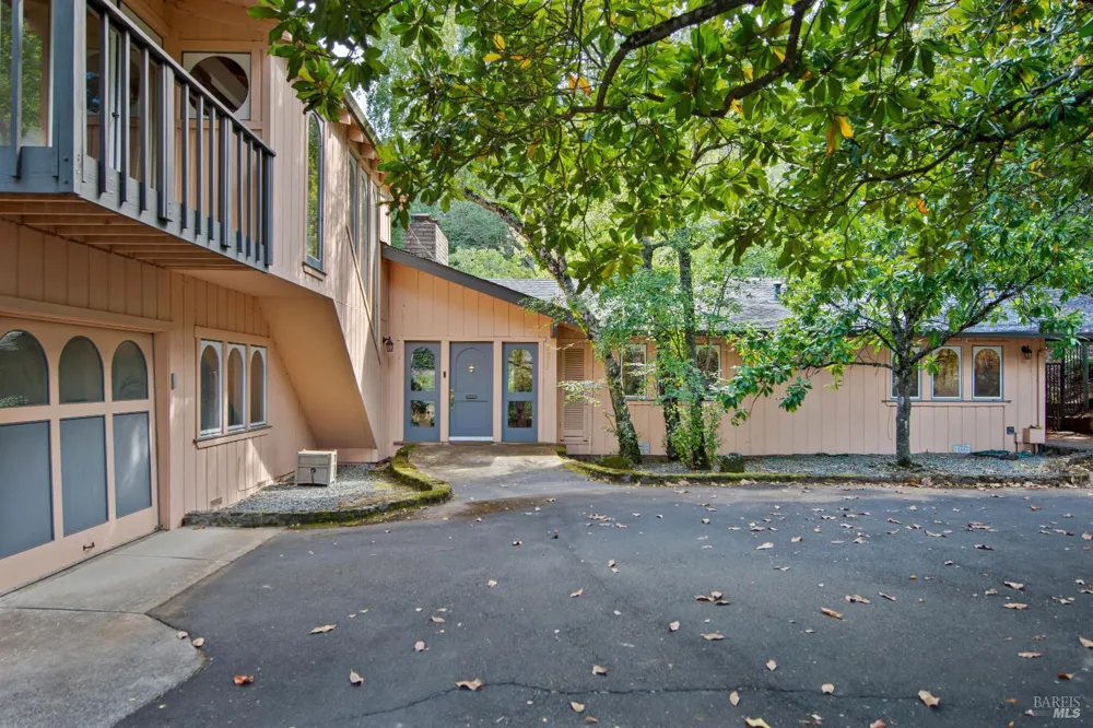 4552 Belmont Court Sonoma, CA 95476