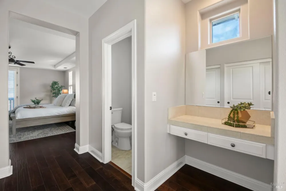 74 Rovina Lane Petaluma, CA 94952