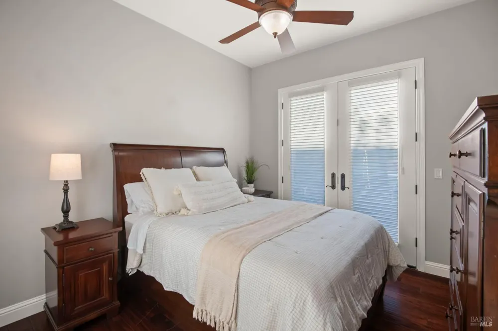 74 Rovina Lane Petaluma, CA 94952