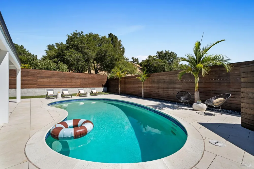 400 Nova Albion Way San Rafael, CA 94903