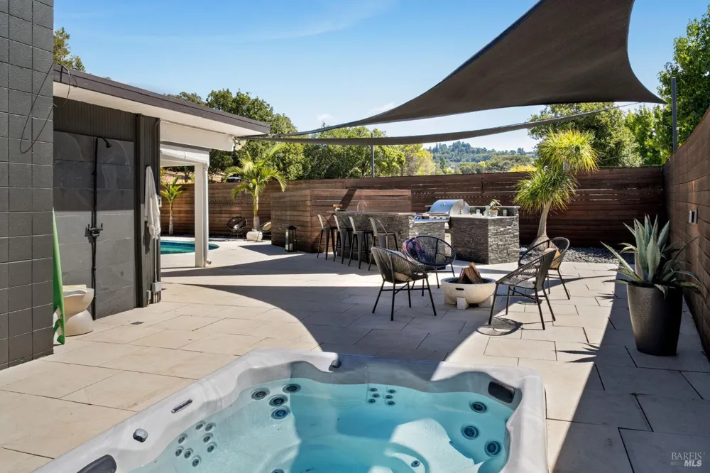400 Nova Albion Way San Rafael, CA 94903
