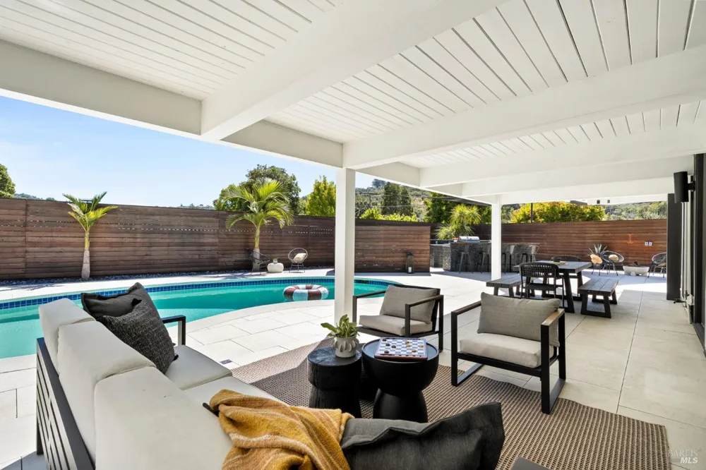 400 Nova Albion Way San Rafael, CA 94903