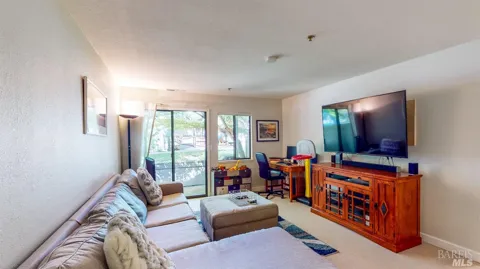 282 Sandpiper Court