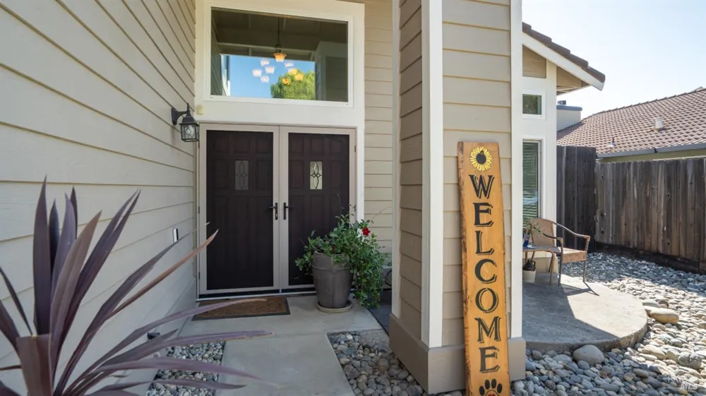 606 Sunnyvale Place Vacaville, CA 95687
