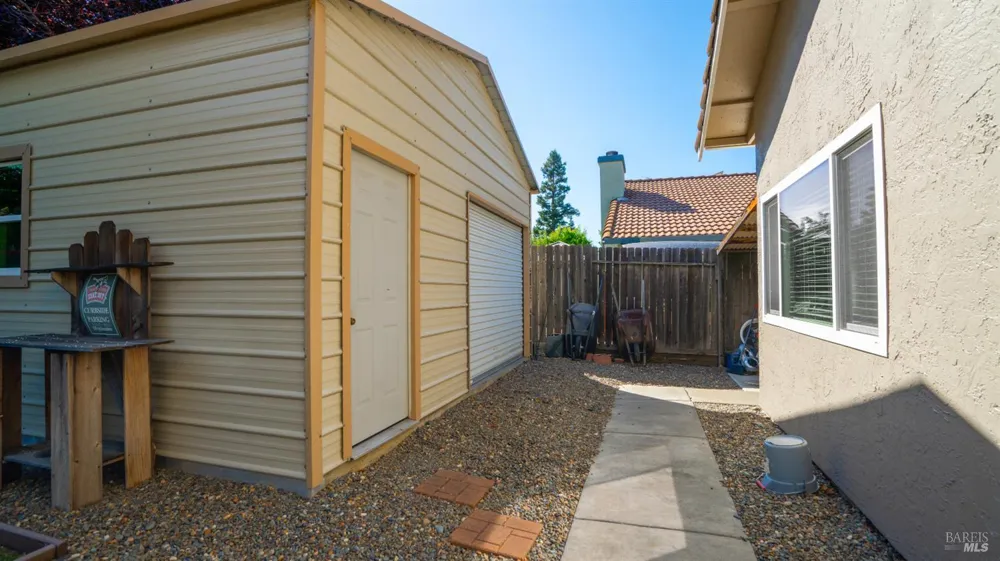 606 Sunnyvale Place Vacaville, CA 95687
