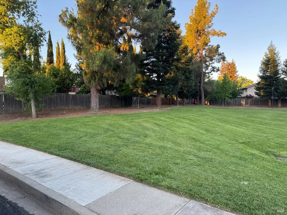 606 Sunnyvale Place Vacaville, CA 95687