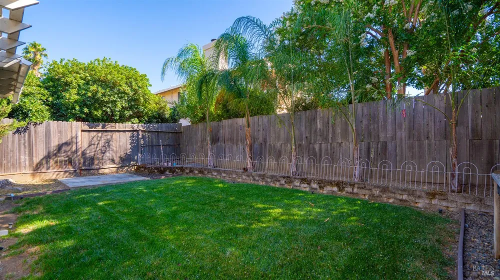 606 Sunnyvale Place Vacaville, CA 95687