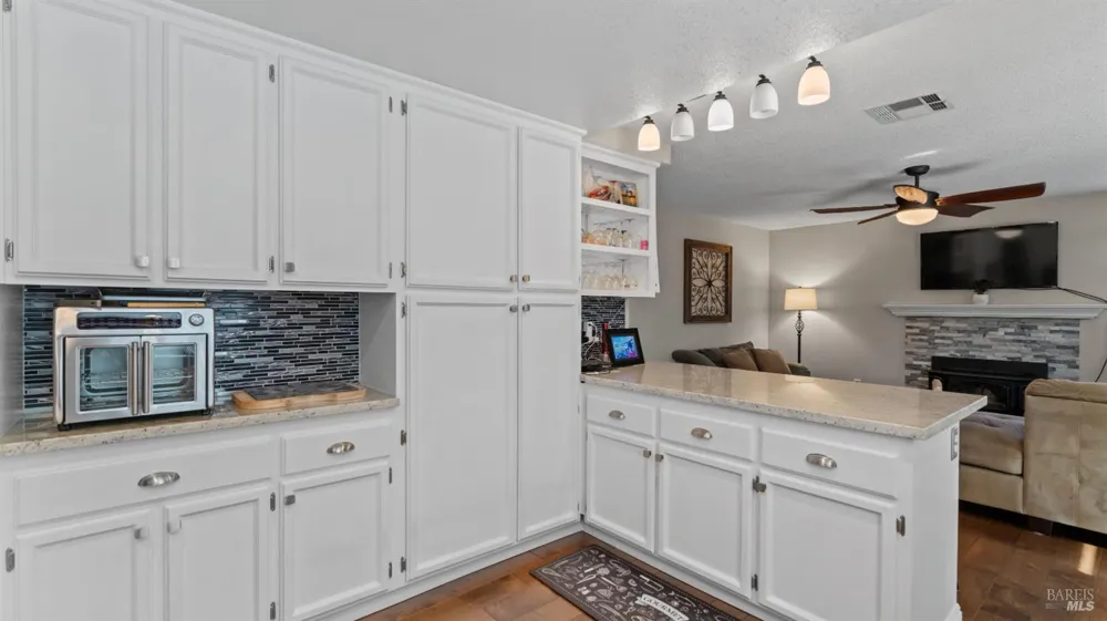 606 Sunnyvale Place Vacaville, CA 95687