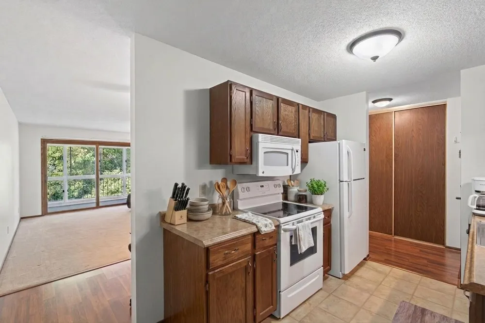 135 Viking Drive E #309 Little Canada, MN 55117