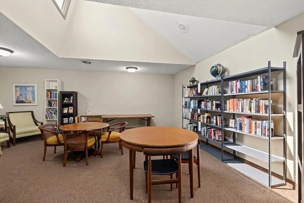 135 Viking Drive E #309 Little Canada, MN 55117