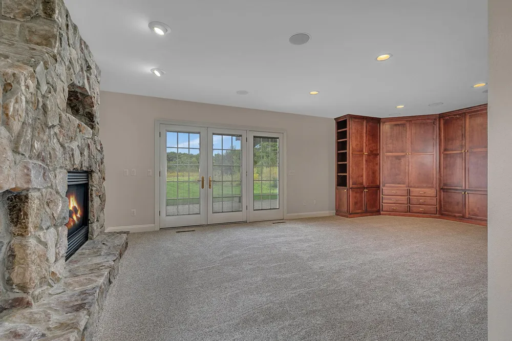 2039 35th Street Sartell, MN 56377