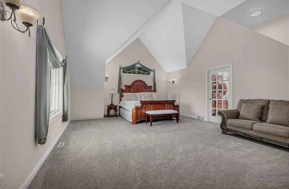 2039 35th Street Sartell, MN 56377