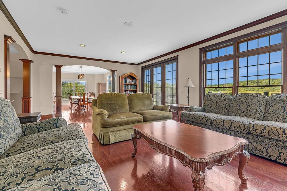 2039 35th Street Sartell, MN 56377