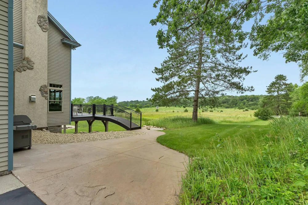 2039 35th Street Sartell, MN 56377