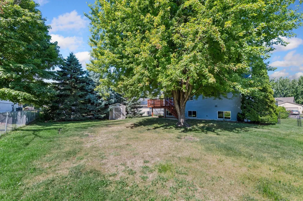 356 Bluestem Avenue Shakopee, MN 55379
