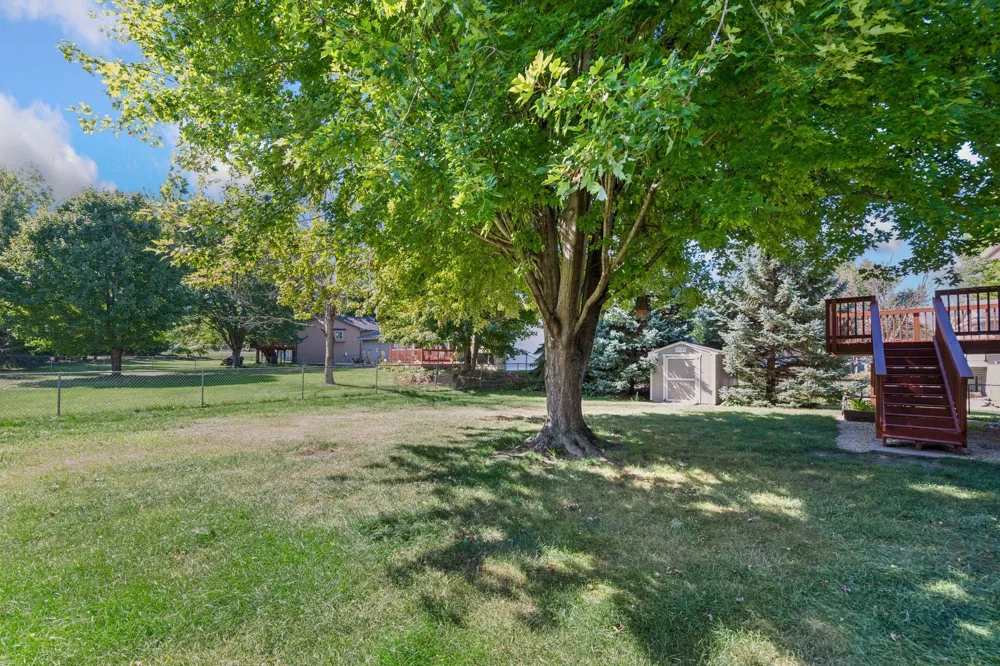 356 Bluestem Avenue Shakopee, MN 55379