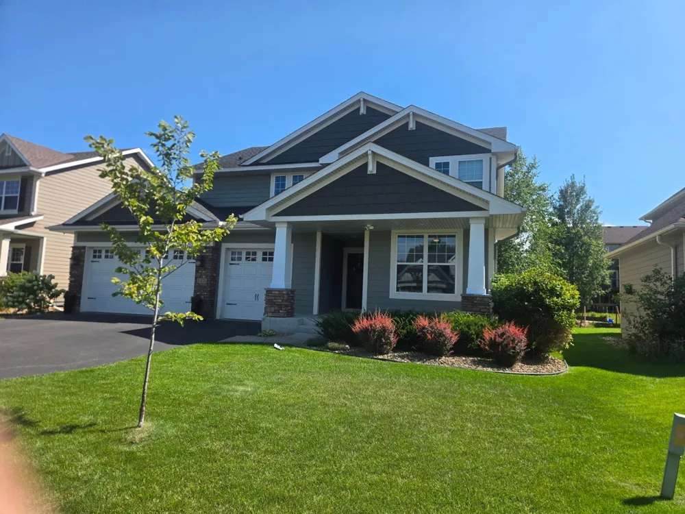 3476 Sawgrass Trail W Eagan, MN 55123
