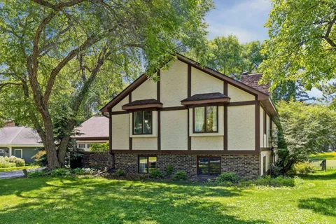 14315 Wedgeway Court