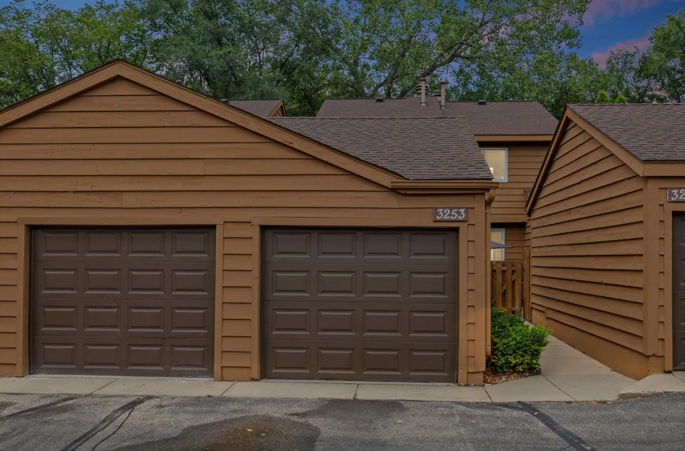 3253 Evergreen Drive Eagan, MN 55121