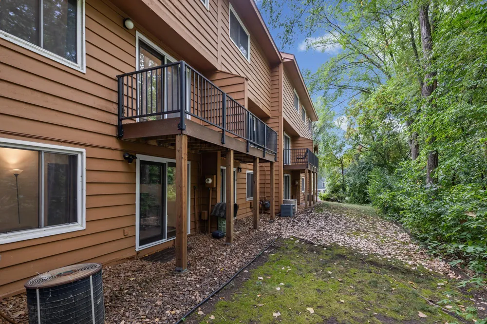 3253 Evergreen Drive Eagan, MN 55121