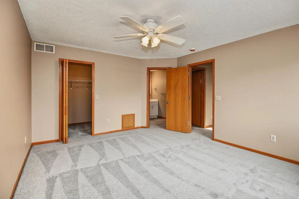 2802 Mallard Drive Woodbury, MN 55125