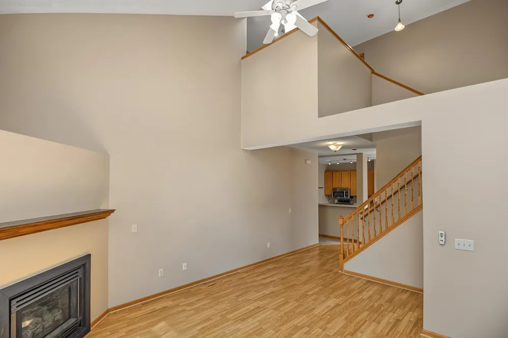2802 Mallard Drive Woodbury, MN 55125