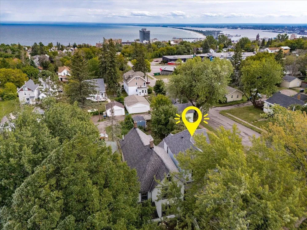 604 E 11th Street Duluth, MN 55805