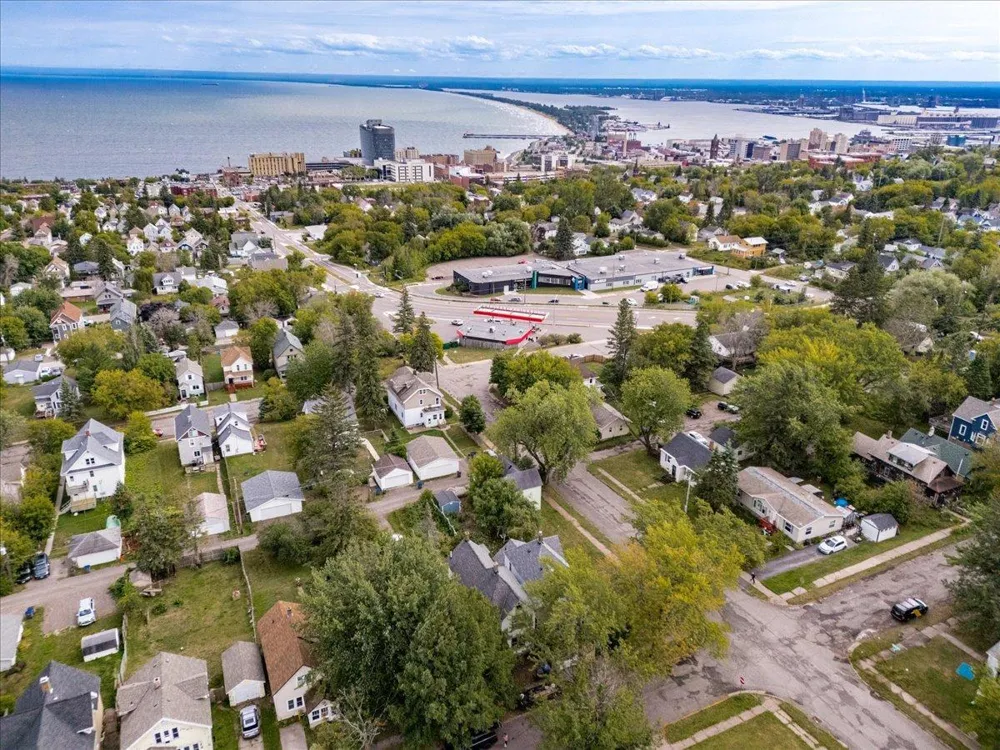 604 E 11th Street Duluth, MN 55805