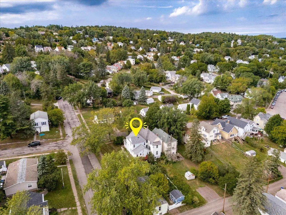 604 E 11th Street Duluth, MN 55805