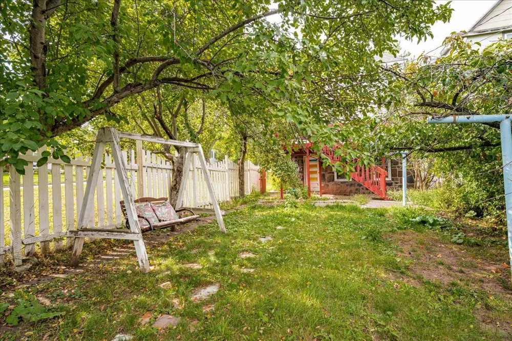 604 E 11th Street Duluth, MN 55805