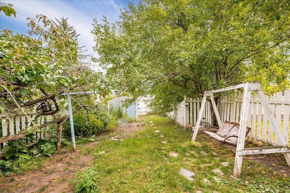 604 E 11th Street Duluth, MN 55805