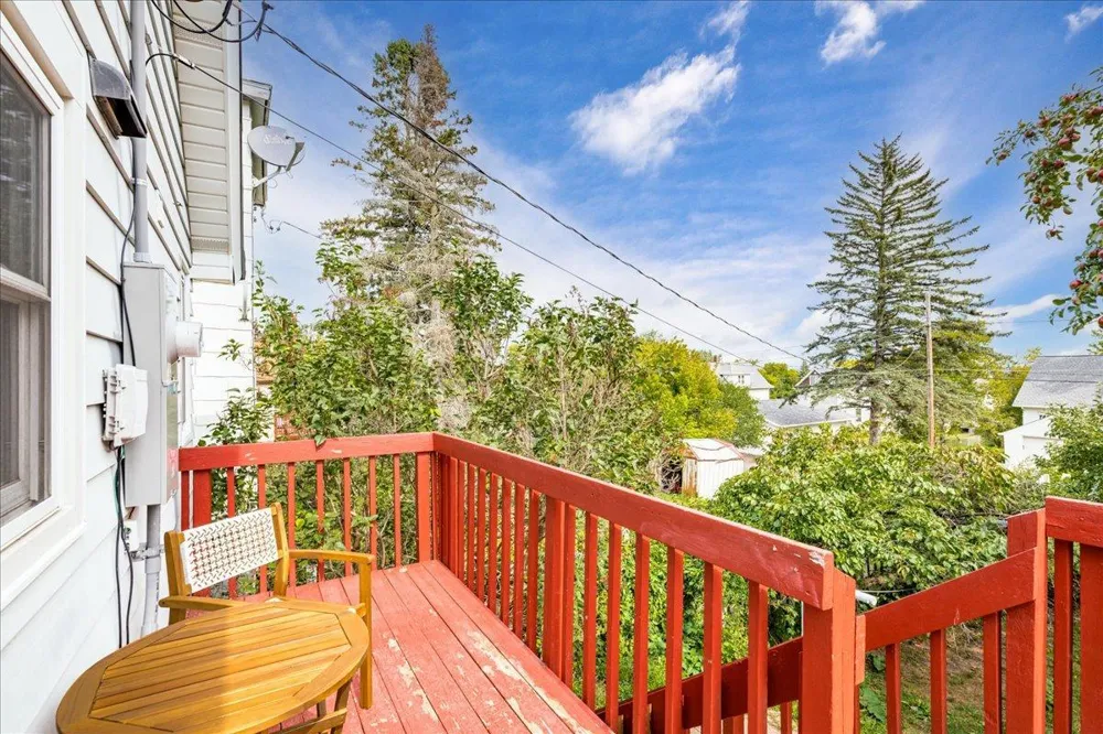 604 E 11th Street Duluth, MN 55805