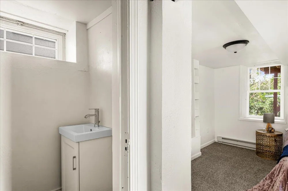604 E 11th Street Duluth, MN 55805